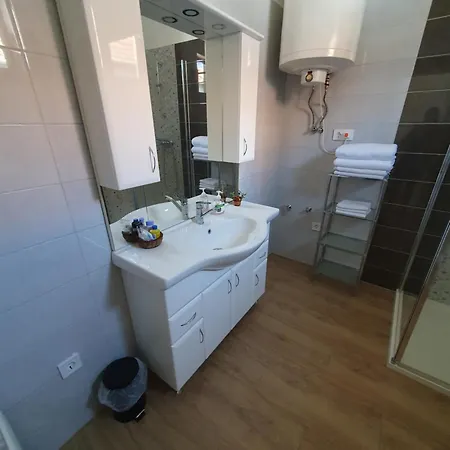 Var-lak Vendeghaz Appartement *