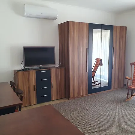 Var-lak Vendeghaz Appartement