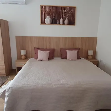 Appartement Var-lak Vendeghaz Kalocsa