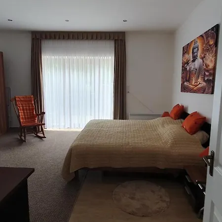 Var-lak Vendeghaz Kalocsa