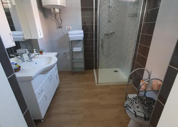 Apartament Var-lak Vendeghaz *