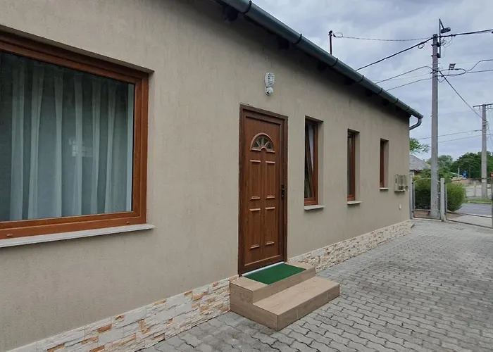 Var-lak Vendeghaz Apartament *
